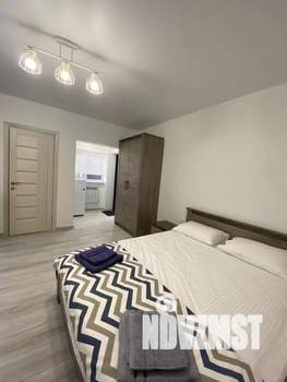 1-к квартира, посуточно, 30м2, 1/2 этаж