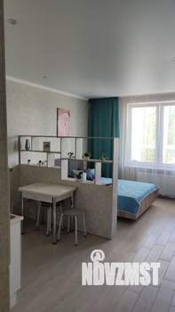 Студия квартира, посуточно, 30м2, 4/7 этаж