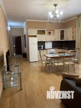 3-к квартира, посуточно, 68м2, 1/1 этаж