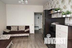 1-к квартира, посуточно, 47м2, 6/9 этаж