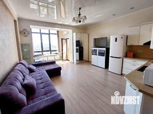 Студия квартира, на длительный срок, 40м2, 16/17 этаж