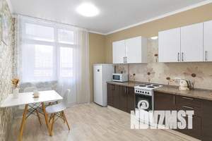 1-к квартира, посуточно, 35м2, 9/15 этаж