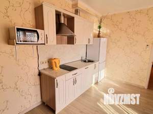 1-к квартира, посуточно, 40м2, 3/3 этаж