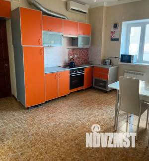 2-к квартира, посуточно, 62м2, 3/6 этаж