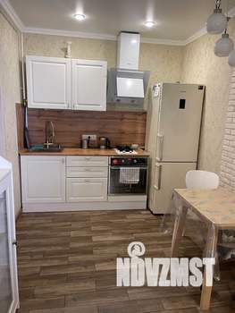 2-к квартира, посуточно, 50м2, 1/1 этаж