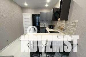 1-к квартира, посуточно, 40м2, 5/8 этаж