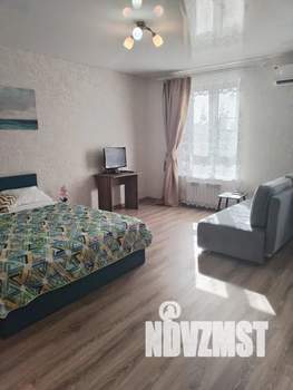 1-к квартира, посуточно, 37м2, 7/8 этаж