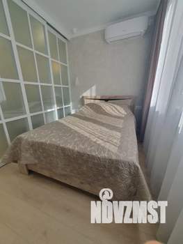 1-к квартира, посуточно, 40м2, 10/18 этаж