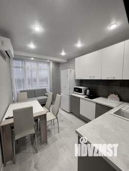 1-к квартира, посуточно, 49м2, 6/7 этаж