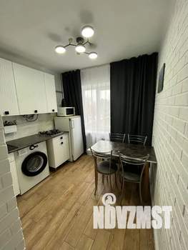 1-к квартира, посуточно, 37м2, 4/5 этаж