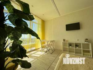 Студия квартира, посуточно, 30м2, 18/19 этаж