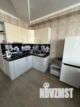 1-к квартира, посуточно, 32м2, 1/1 этаж