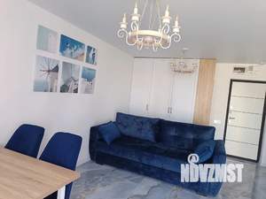 Студия квартира, посуточно, 40м2, 6/7 этаж