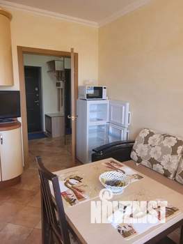 1-к квартира, посуточно, 40м2, 6/10 этаж