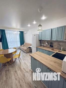1-к квартира, посуточно, 43м2, 3/6 этаж