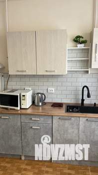 1-к квартира, посуточно, 43м2, 1/10 этаж