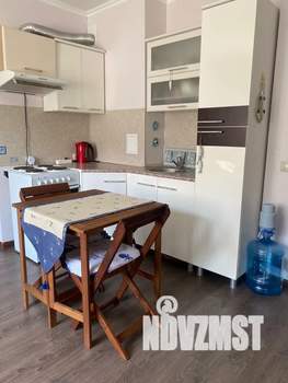 Студия квартира, посуточно, 32м2, 3/3 этаж