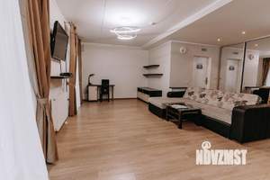 2-к квартира, посуточно, 80м2, 1/1 этаж