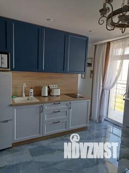 Студия квартира, посуточно, 40м2, 6/7 этаж