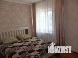 1-к квартира, посуточно, 60м2, 1/1 этаж