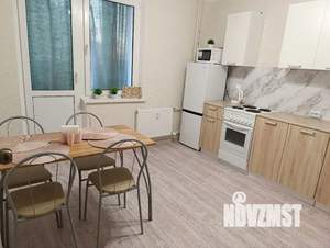 1-к квартира, посуточно, 42м2, 14/16 этаж