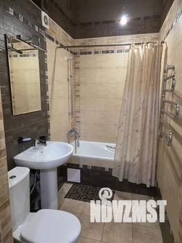 1-к квартира, посуточно, 43м2, 6/9 этаж