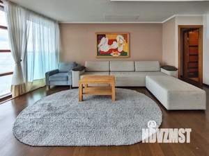 3-к квартира, посуточно, 105м2, 1/1 этаж