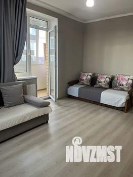 1-к квартира, посуточно, 40м2, 10/17 этаж