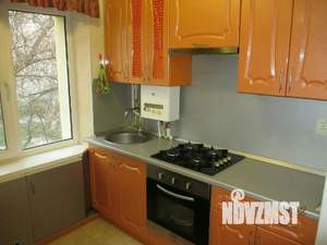 1-к квартира, посуточно, 40м2, 2/5 этаж