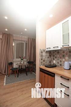 Студия квартира, посуточно, 23м2, 1/5 этаж