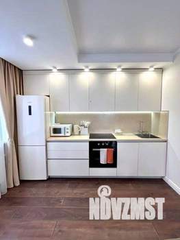 2-к квартира, посуточно, 48м2, 1/1 этаж