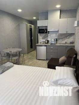 Студия квартира, посуточно, 31м2, 1/4 этаж