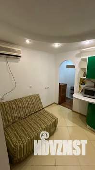 Студия квартира, посуточно, 15м2, 5/5 этаж