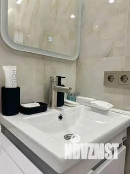 1-к квартира, посуточно, 44м2, 16/16 этаж