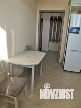 1-к квартира, посуточно, 38м2, 4/9 этаж