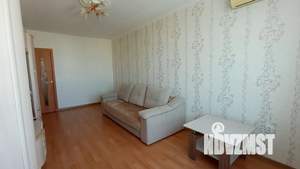 1-к квартира, посуточно, 38м2, 9/9 этаж