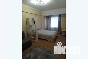 1-к квартира, посуточно, 45м2, 4/8 этаж