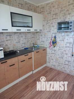 1-к квартира, посуточно, 38м2, 8/16 этаж