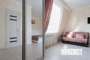 2-к квартира, посуточно, 40м2, 3/3 этаж