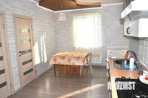 3-к квартира, посуточно, 45м2, 1/1 этаж