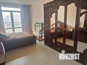 3-к квартира, посуточно, 77м2, 1/1 этаж