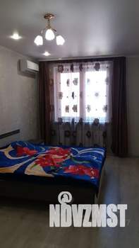 1-к квартира, посуточно, 43м2, 3/6 этаж