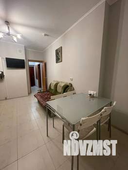 1-к квартира, посуточно, 50м2, 6/10 этаж