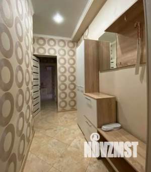 1-к квартира, посуточно, 60м2, 2/4 этаж