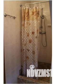 3-к квартира, посуточно, 23м2, 1/2 этаж