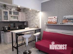 Студия квартира, посуточно, 28м2, 10/21 этаж