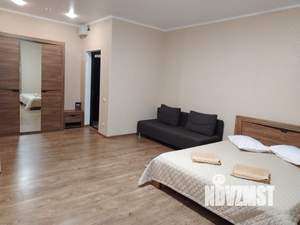 Студия квартира, посуточно, 35м2, 2/5 этаж