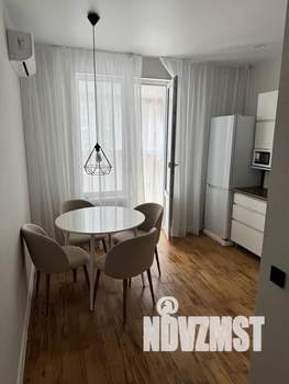 1-к квартира, посуточно, 38м2, 2/8 этаж