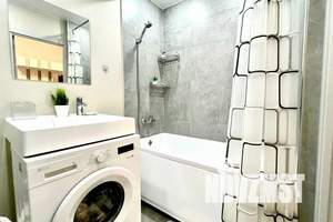 1-к квартира, посуточно, 42м2, 1/16 этаж