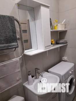 Студия квартира, посуточно, 28м2, 10/21 этаж